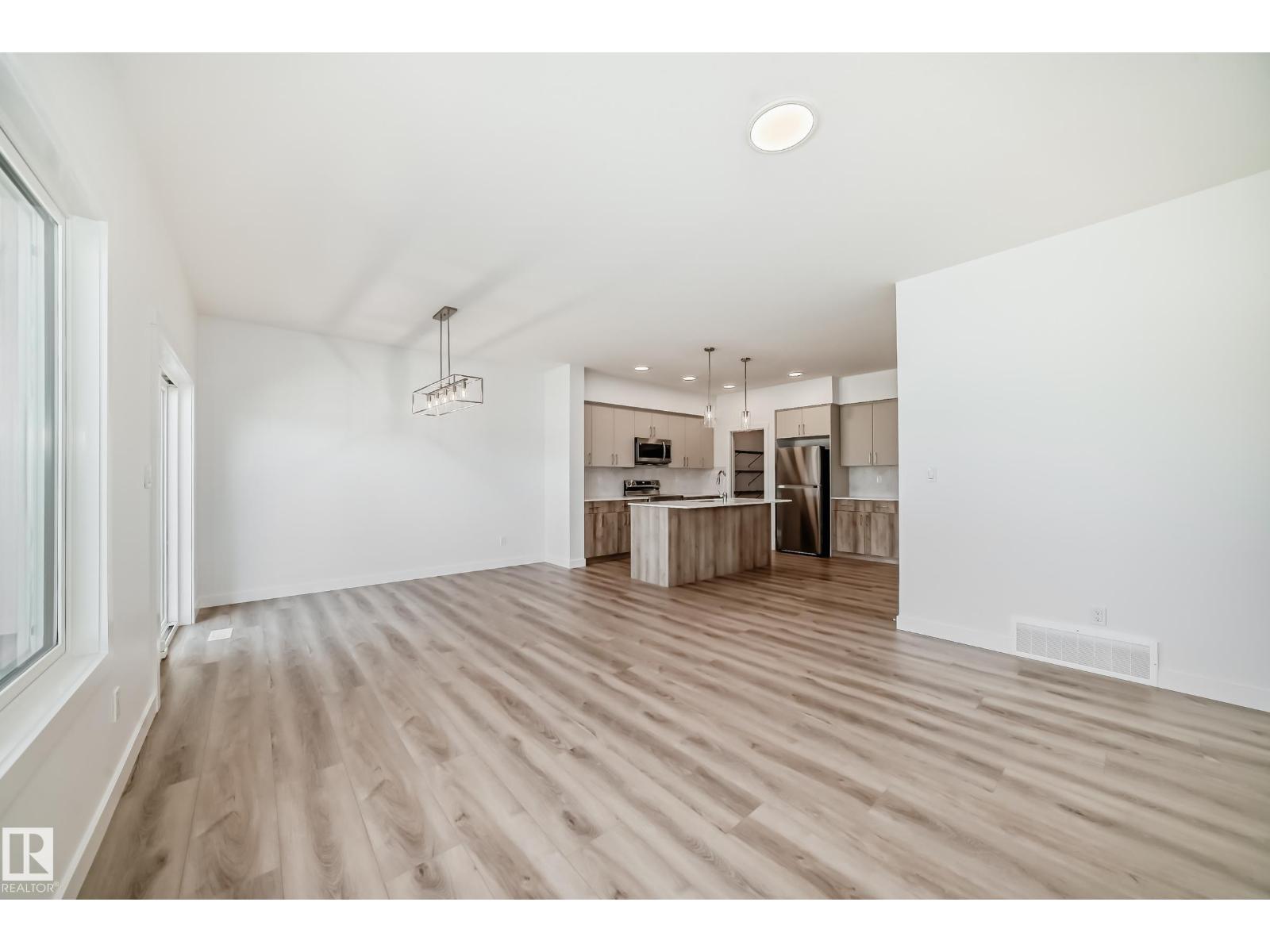 637 Kinglet Bv Nw, Edmonton, Alberta  T5S 0S8 - Photo 18 - E4459163