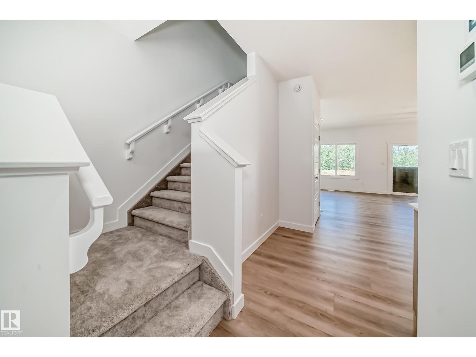 637 Kinglet Bv Nw, Edmonton, Alberta  T5S 0S8 - Photo 7 - E4459163