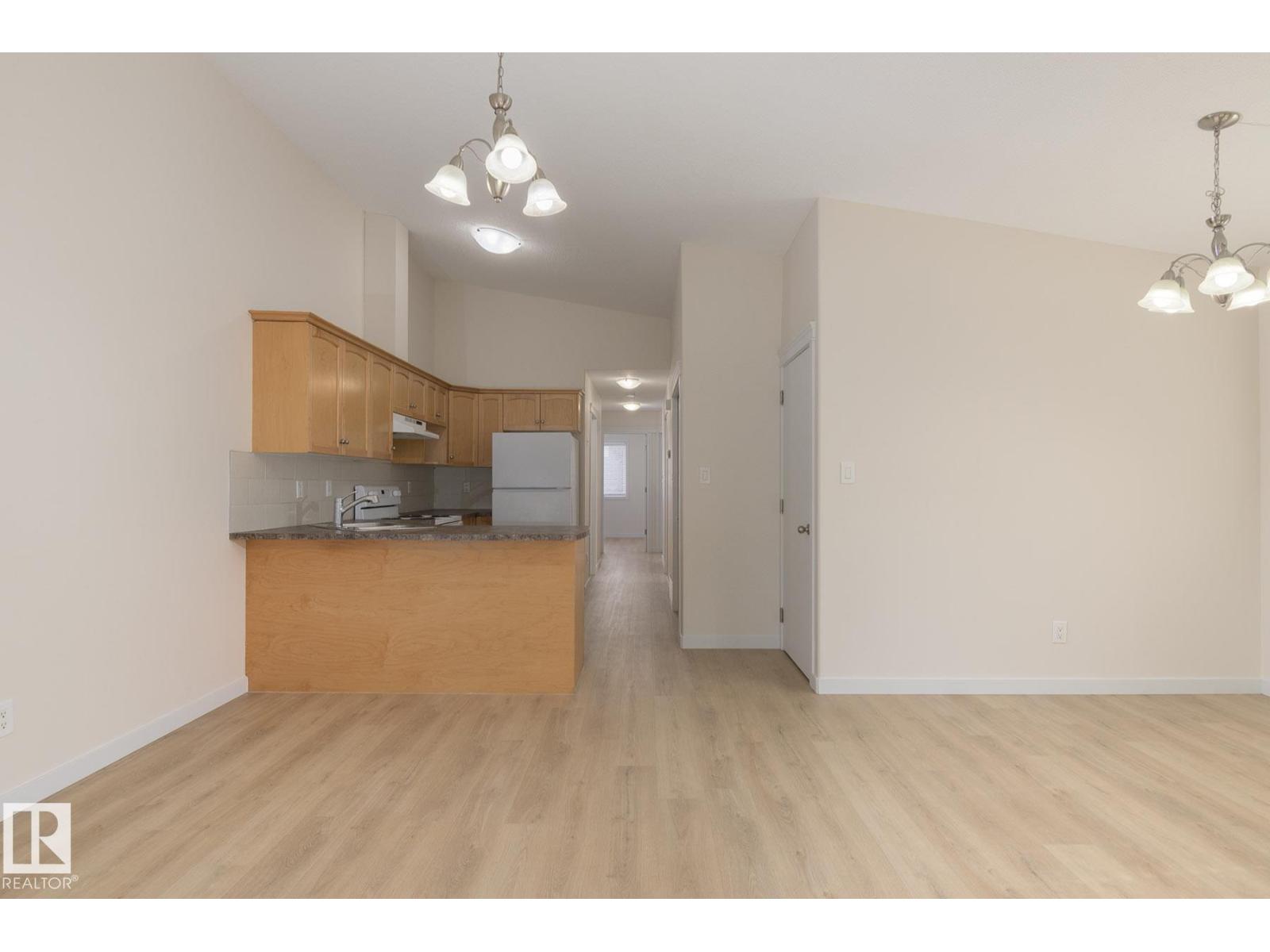 #11137 11135 127 St Nw, Edmonton, Alberta  T5M 0T5 - Photo 10 - E4459165
