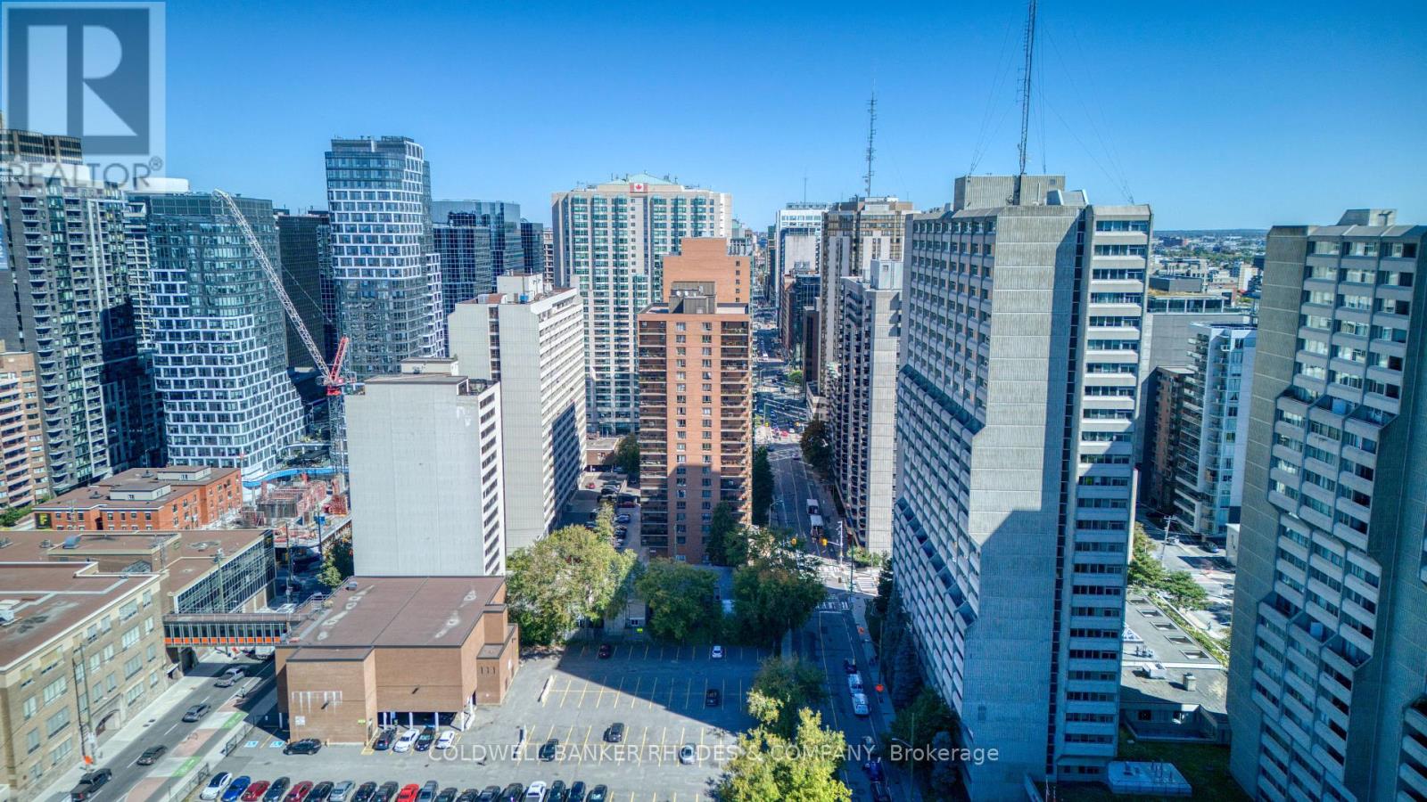 301 - 475 LAURIER AVENUE W, Ottawa, Ontario
