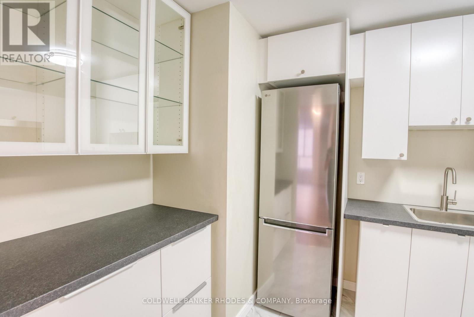 301 - 475 Laurier Avenue W, Ottawa, Ontario  K1R 7X1 - Photo 10 - X12422904