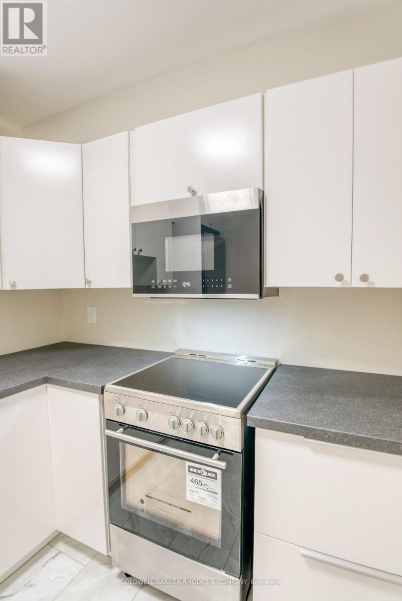 301 - 475 Laurier Avenue W, Ottawa, Ontario  K1R 7X1 - Photo 13 - X12422904