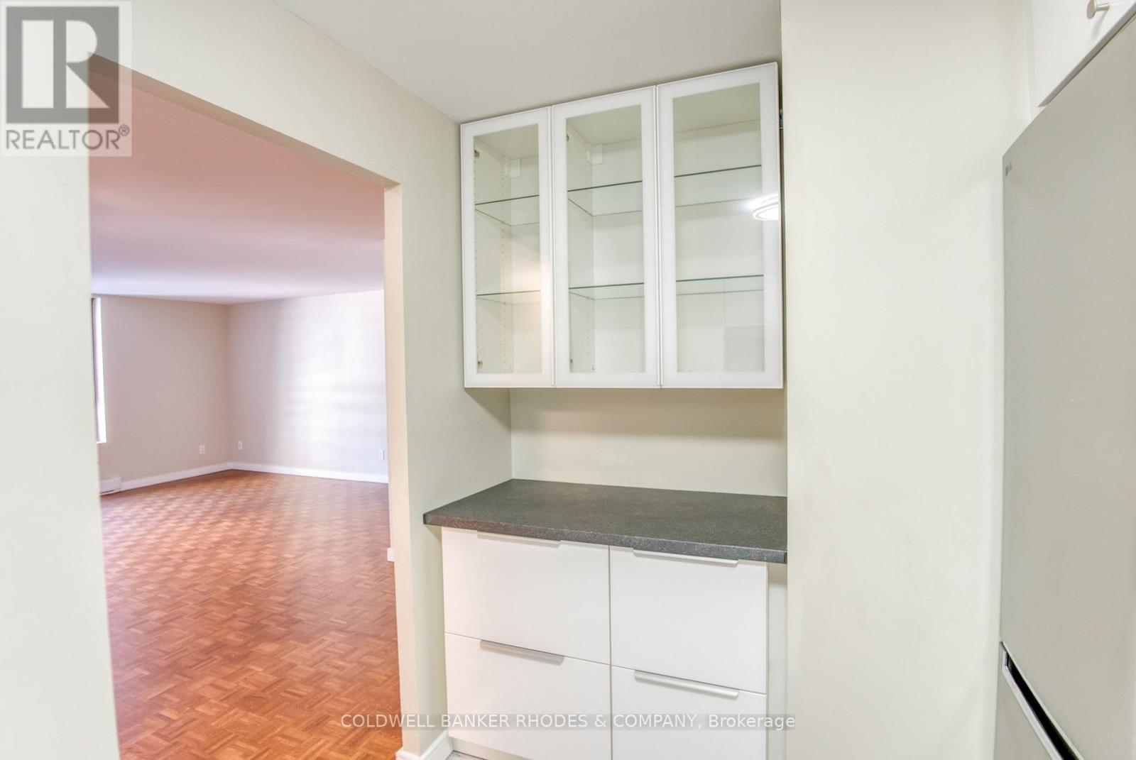301 - 475 Laurier Avenue W, Ottawa, Ontario  K1R 7X1 - Photo 14 - X12422904