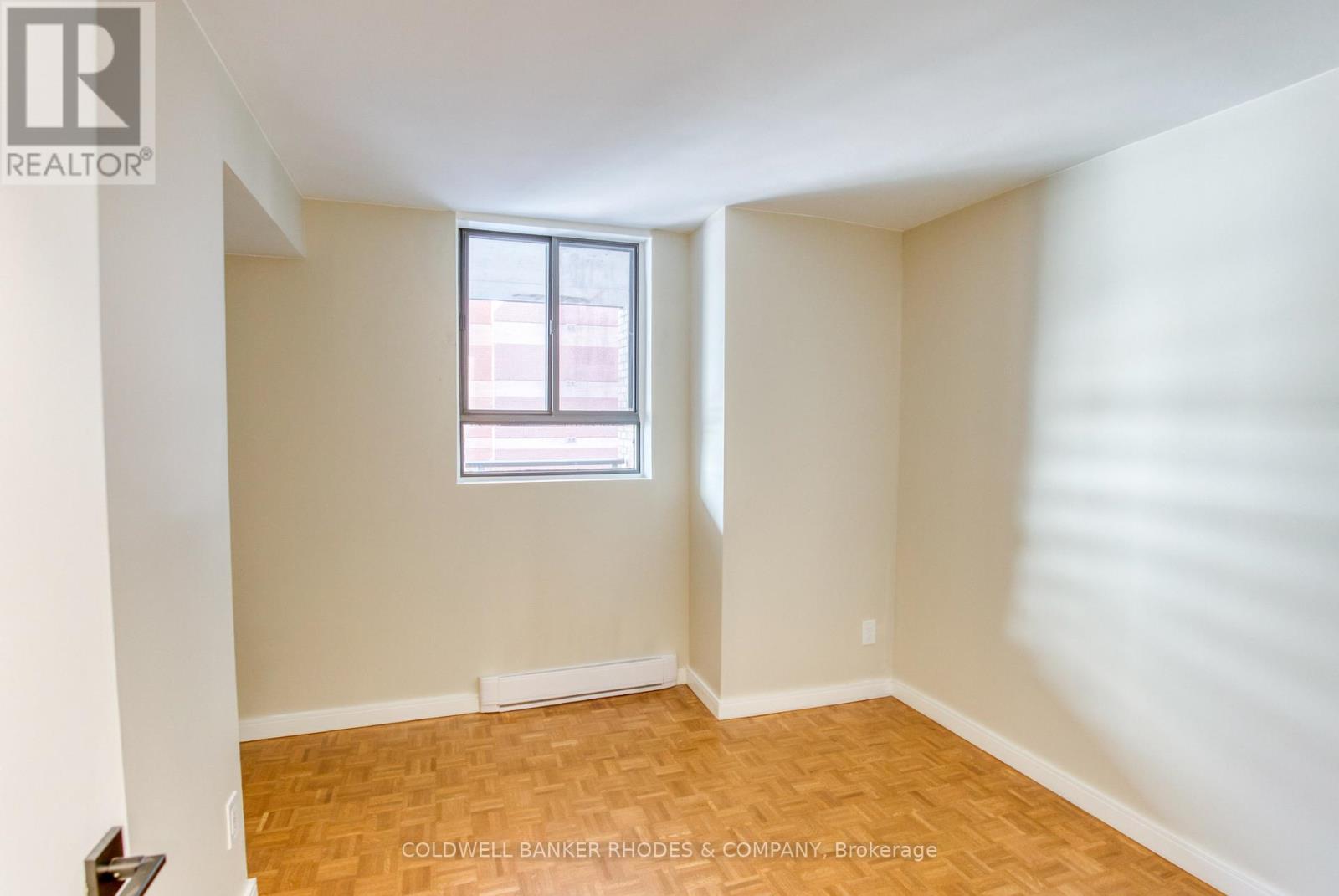 301 - 475 Laurier Avenue W, Ottawa, Ontario  K1R 7X1 - Photo 19 - X12422904