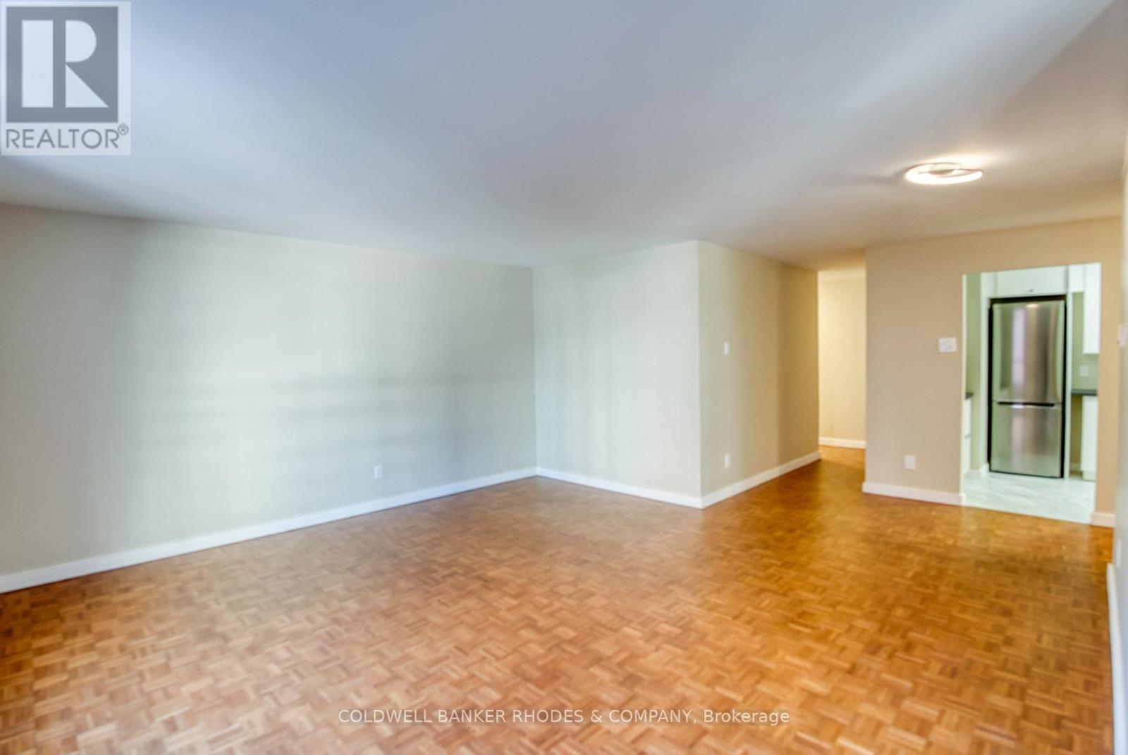 301 - 475 Laurier Avenue W, Ottawa, Ontario  K1R 7X1 - Photo 8 - X12422904