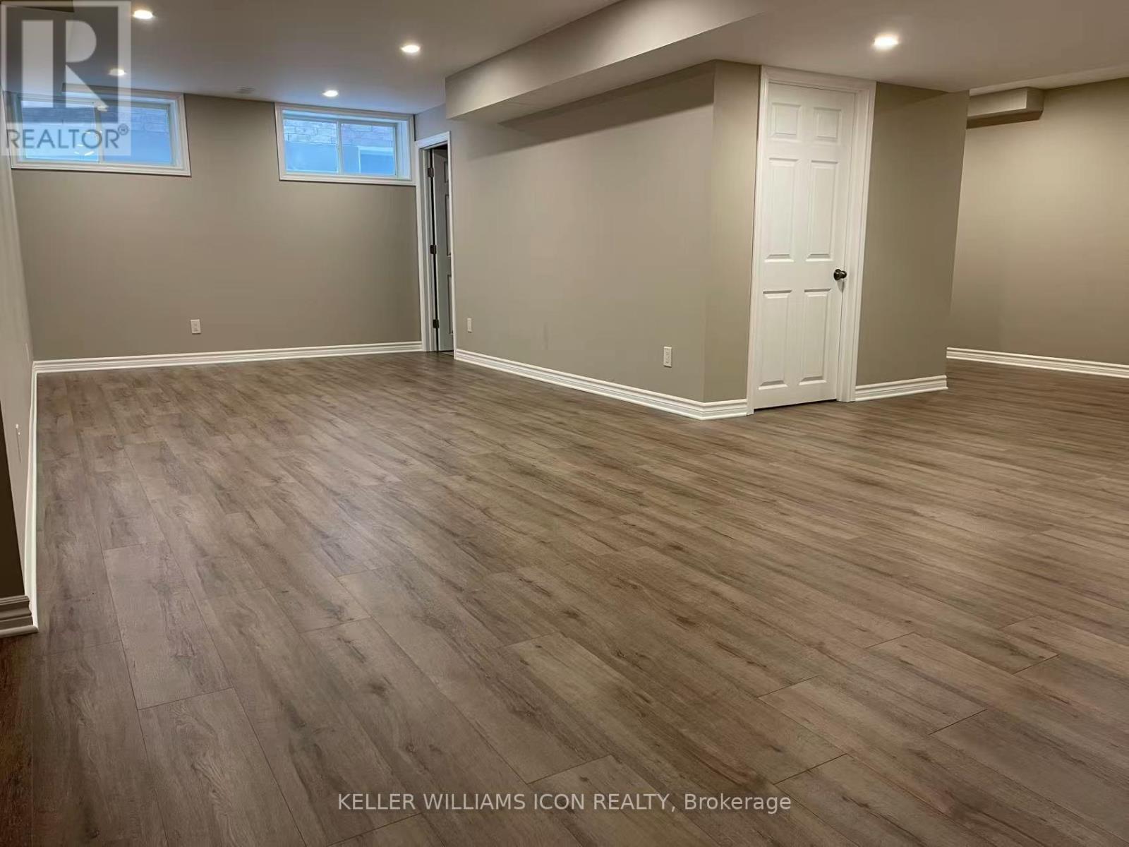 249 Madhu Crescent, Ottawa, Ontario  K2C 4J2 - Photo 12 - X12422939