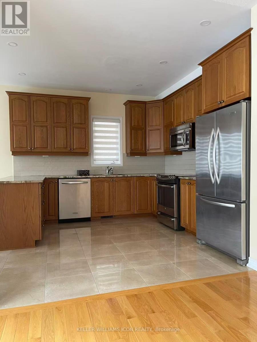 249 Madhu Crescent, Ottawa, Ontario  K2C 4J2 - Photo 5 - X12422939