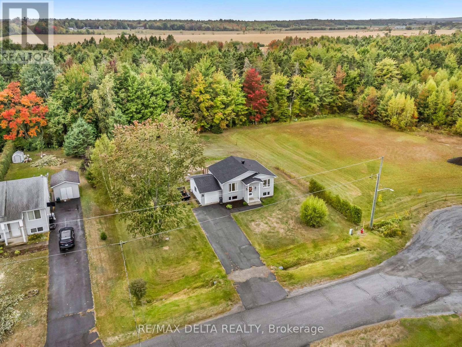 546 Devista Boulevard, Alfred And Plantagenet, Ontario  K0B 1A0 - Photo 30 - X12422943