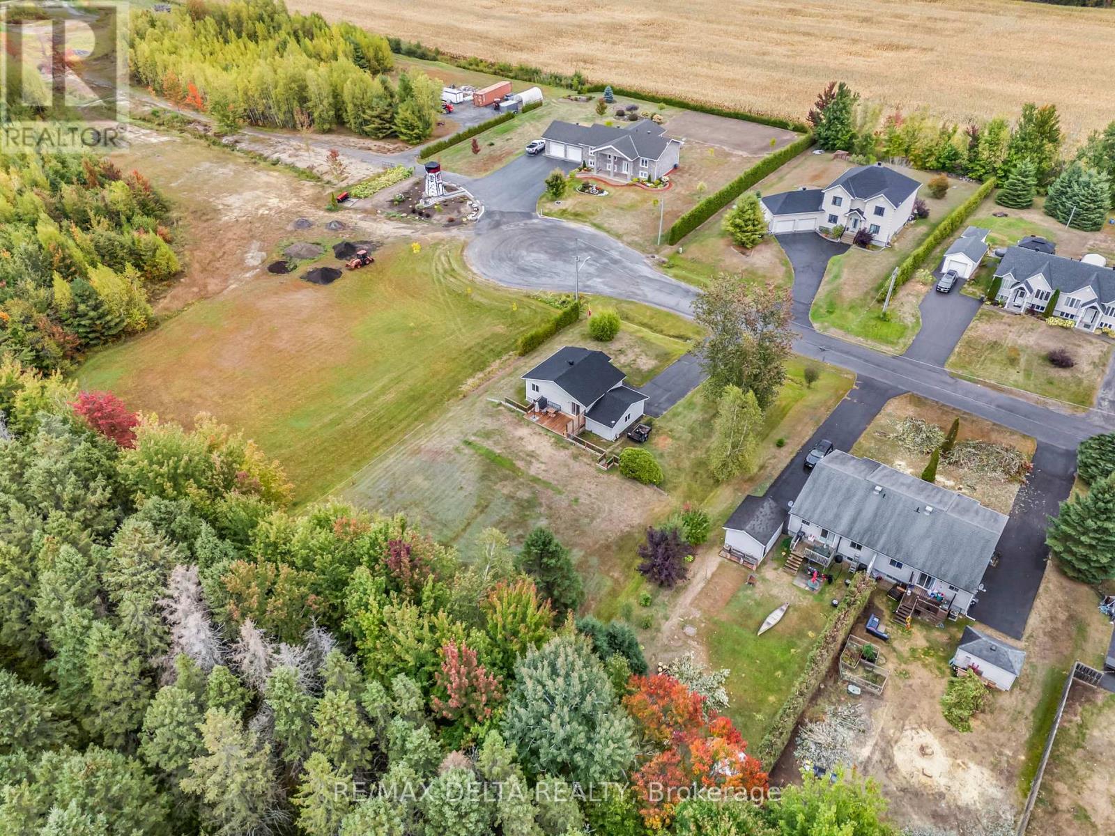 546 Devista Boulevard, Alfred And Plantagenet, Ontario  K0B 1A0 - Photo 32 - X12422943