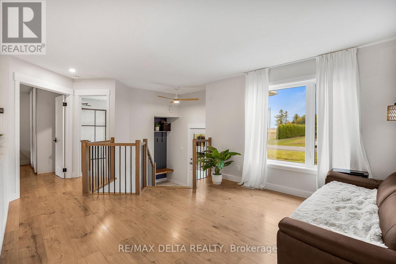 546 Devista Boulevard, Alfred And Plantagenet, Ontario  K0B 1A0 - Photo 6 - X12422943