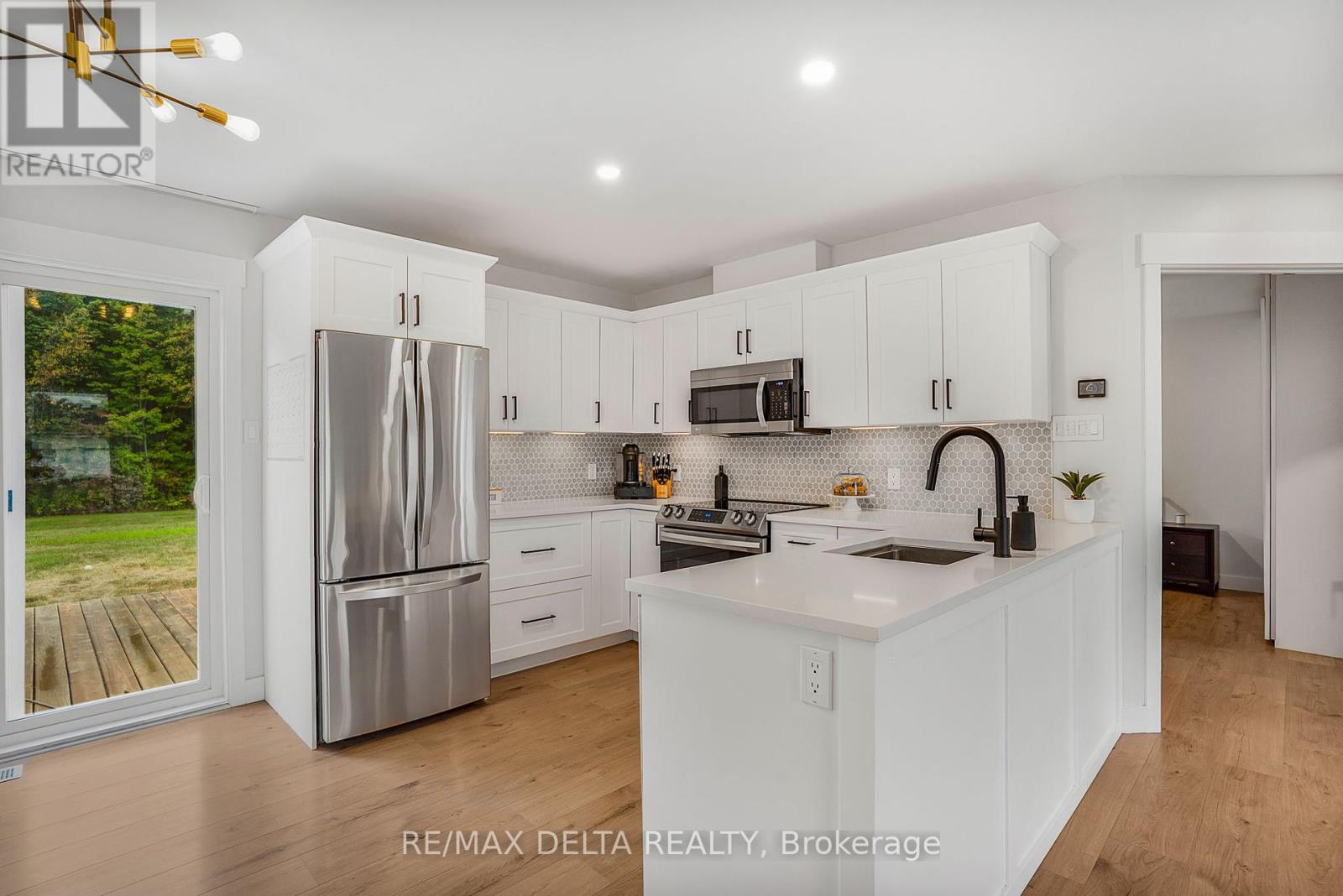546 Devista Boulevard, Alfred And Plantagenet, Ontario  K0B 1A0 - Photo 8 - X12422943