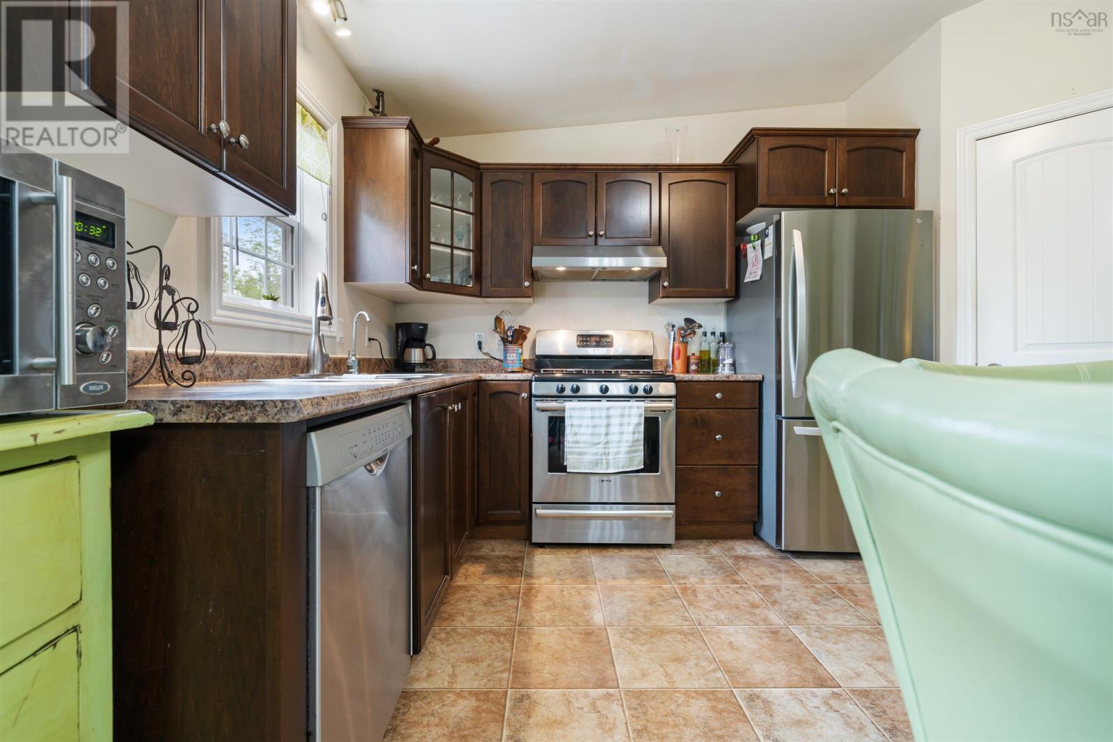 225 Fairway Avenue, Shubenacadie East, Nova Scotia  B0N 2H0 - Photo 13 - 202516409