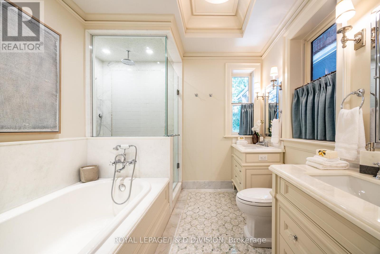 36 Boswell Avenue, Toronto, Ontario  M5R 1M4 - Photo 24 - C12421167