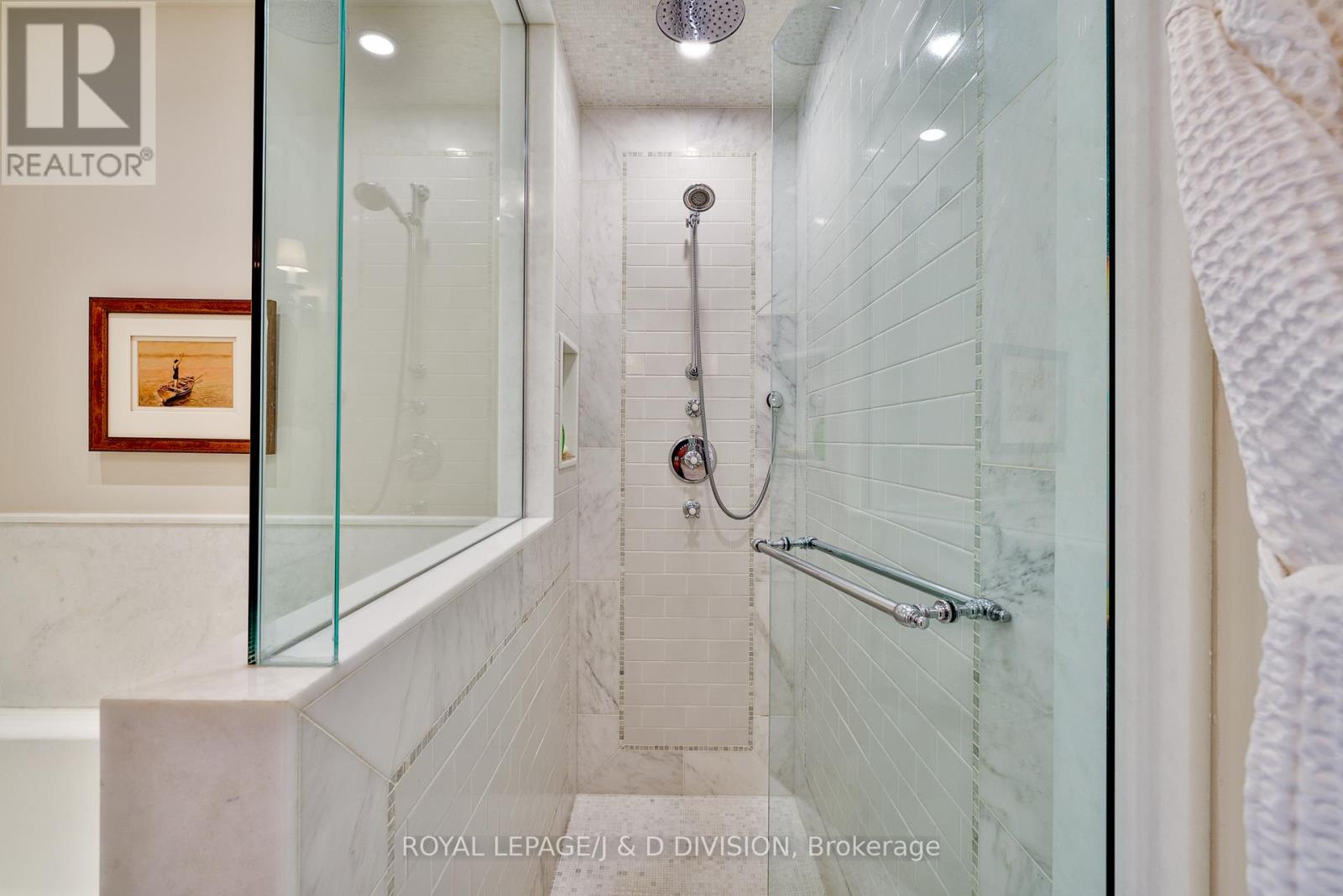 36 Boswell Avenue, Toronto, Ontario  M5R 1M4 - Photo 26 - C12421167