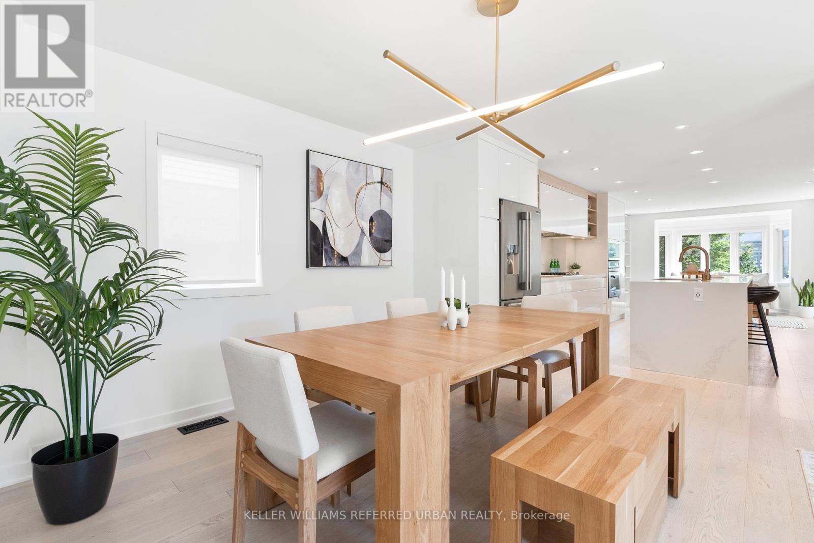 96 Glenvale Boulevard, Toronto (Leaside), Ontario  M4G 2V9 - Photo 8 - C12422910