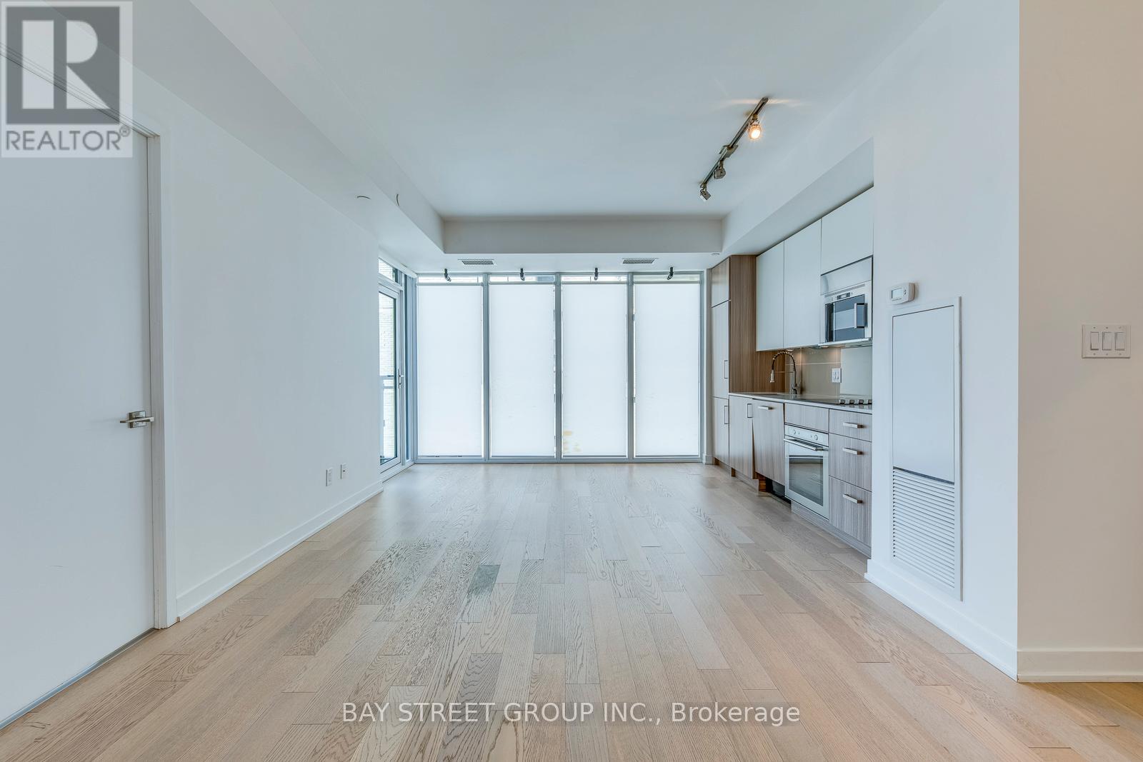 1601 - 17 Dundonald Street, Toronto, Ontario  M4Y 1K3 - Photo 23 - C12422913