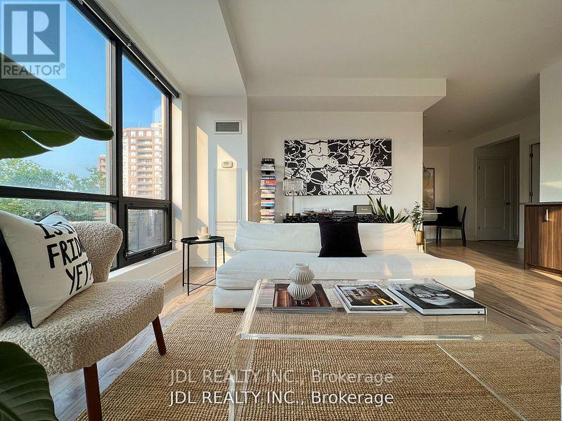 202b - 9090 Yonge Street, Richmond Hill, Ontario  L4C 0Z1 - Photo 8 - N12422919