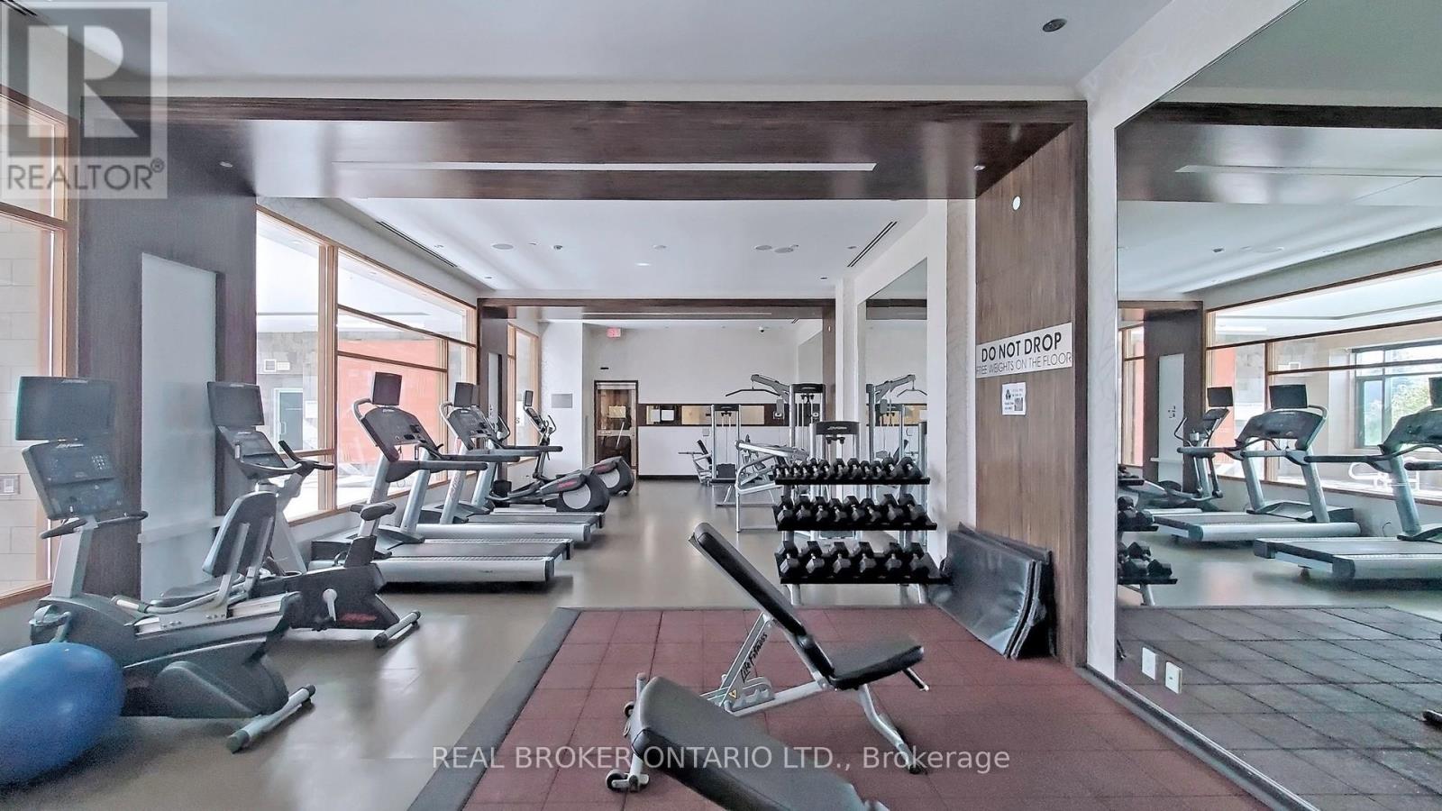 1018 - 325 South Park Road, Markham (Commerce Valley), Ontario  L3T 0B7 - Photo 30 - N12422925