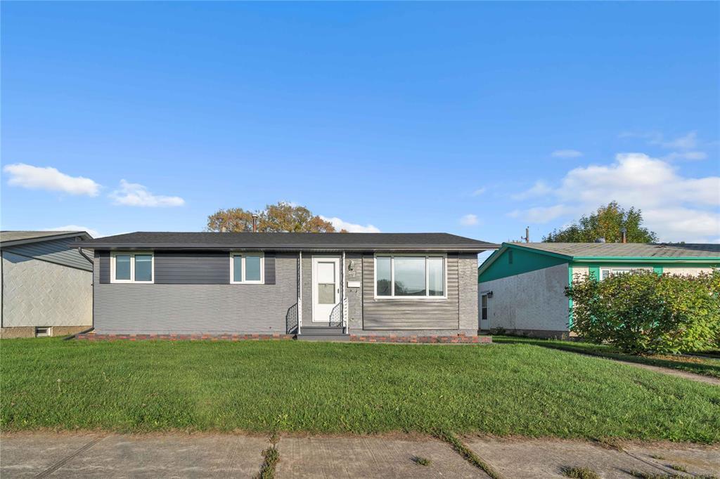 27 Ellington Street, Winnipeg, Manitoba  R2R 0T6 - Photo 37 - 202524995