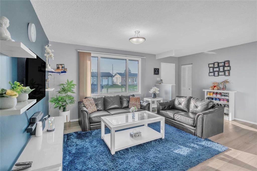 27 Ellington Street, Winnipeg, Manitoba  R2R 0T6 - Photo 7 - 202524995