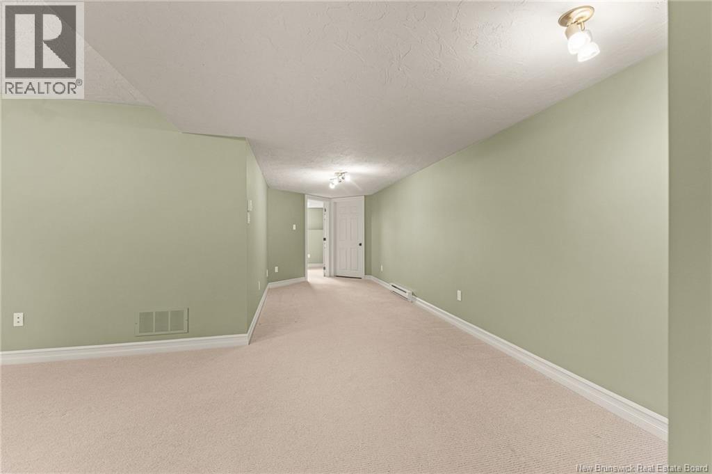 5 Acorn, Moncton, New Brunswick  E1G 4X9 - Photo 34 - NB127071