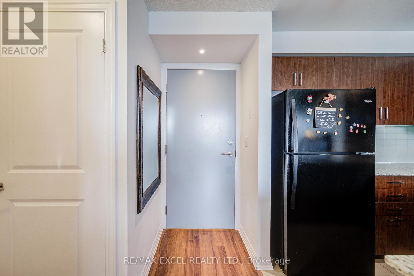 617 - 80 Esther Lorrie Drive, Toronto, Ontario  M9W 0C6 - Photo 11 - W12422900