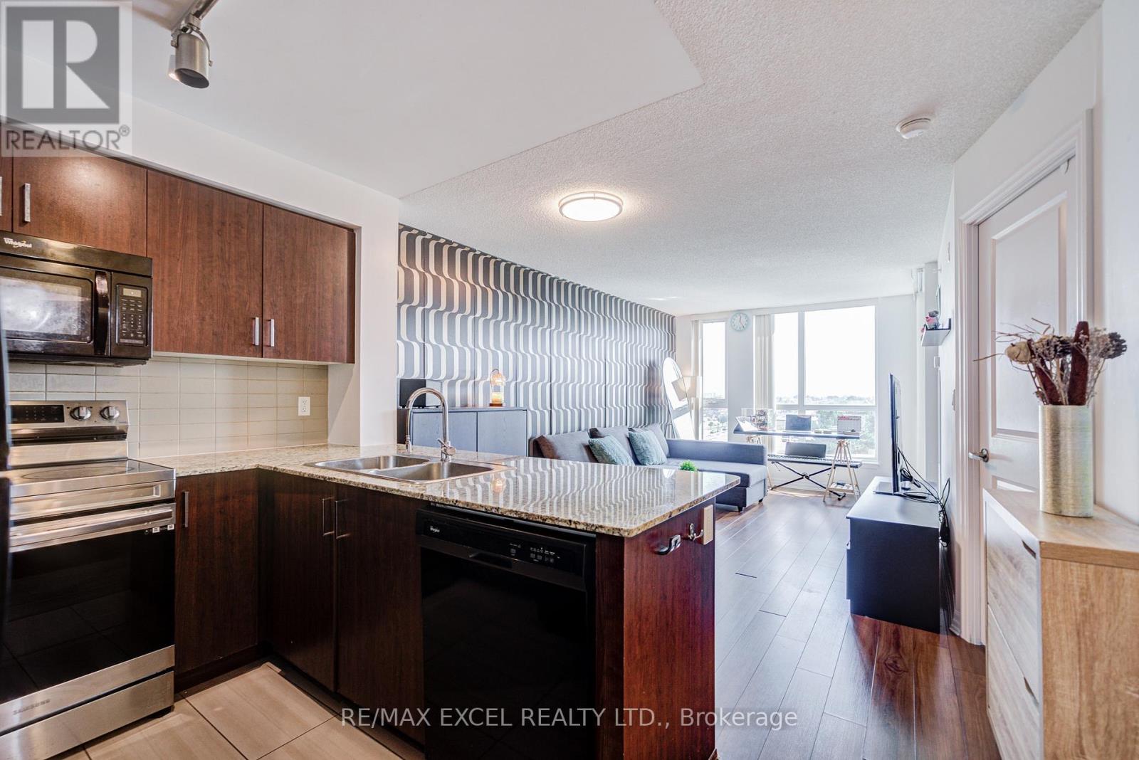 617 - 80 Esther Lorrie Drive, Toronto, Ontario  M9W 0C6 - Photo 13 - W12422900