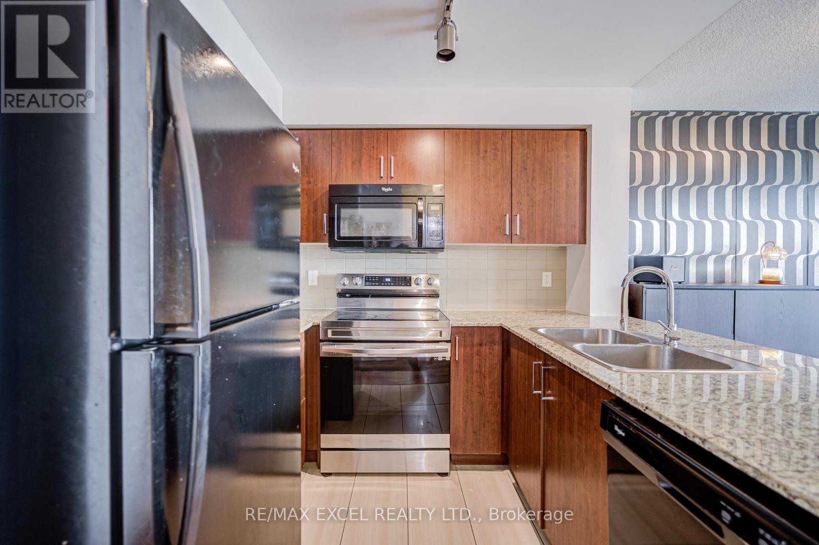 617 - 80 Esther Lorrie Drive, Toronto, Ontario  M9W 0C6 - Photo 14 - W12422900