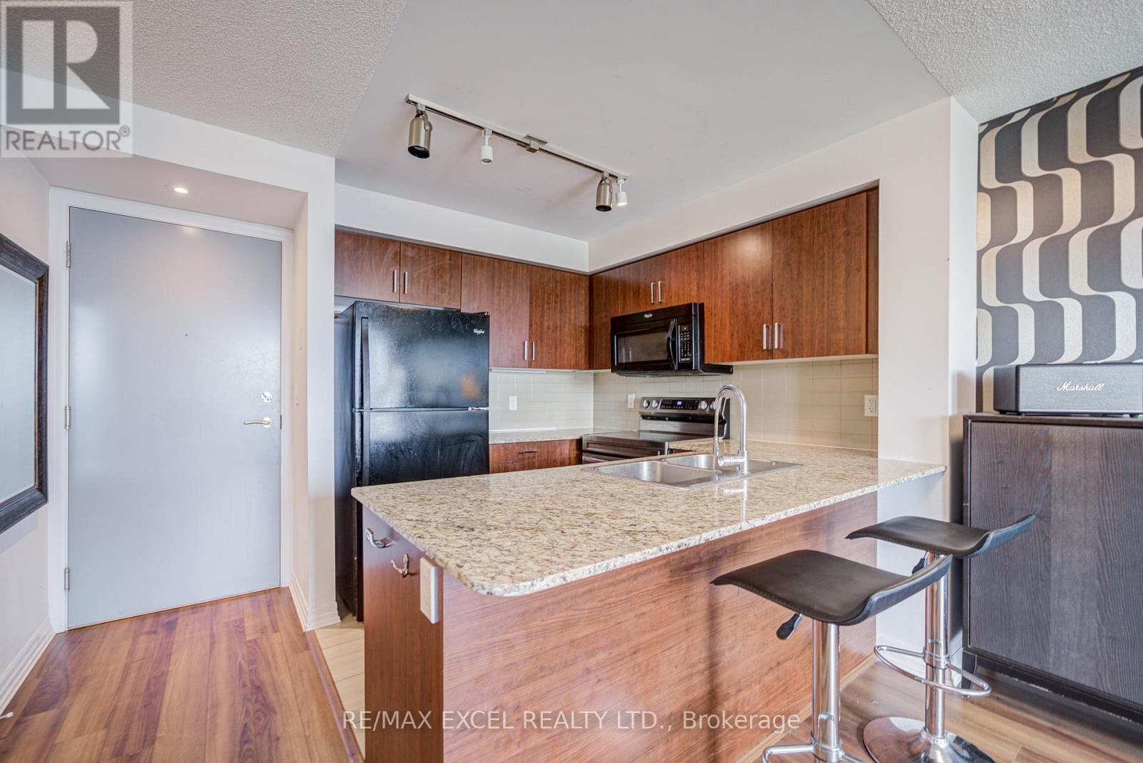 617 - 80 Esther Lorrie Drive, Toronto, Ontario  M9W 0C6 - Photo 15 - W12422900