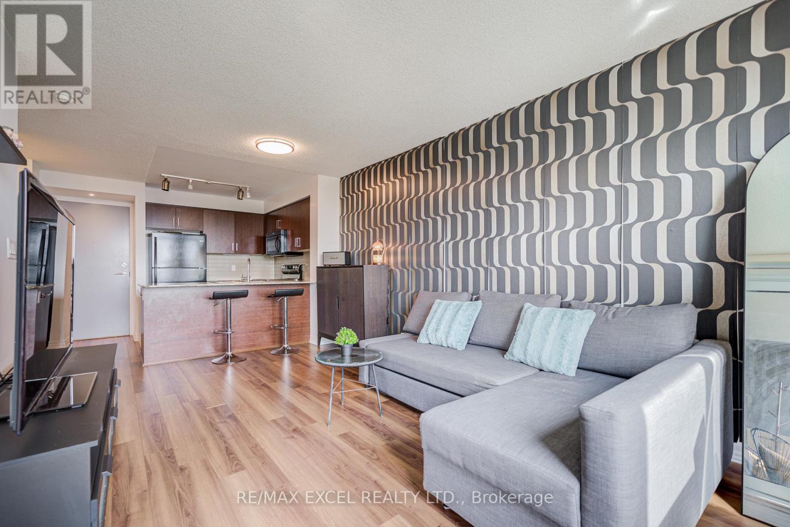 617 - 80 Esther Lorrie Drive, Toronto, Ontario  M9W 0C6 - Photo 22 - W12422900