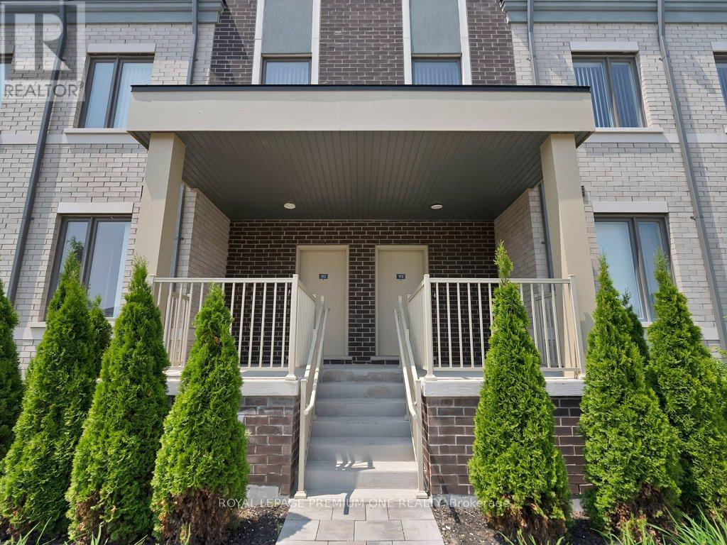 193 - 10 Lloyd Janes Lane, Toronto, Ontario  M8V 0J6 - Photo 2 - W12422906