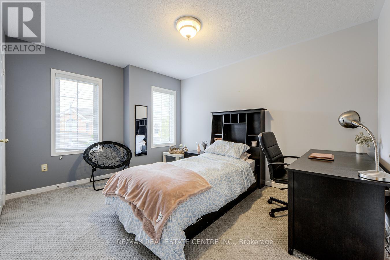 3950 Burdette Terrace, Mississauga, Ontario  L5M 0J2 - Photo 32 - W12422921