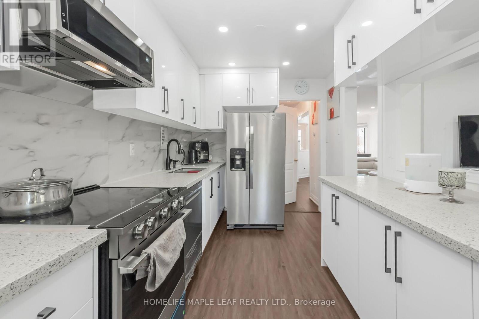3127 Pendleton Road, Mississauga, Ontario  L5N 7C6 - Photo 11 - W12422935