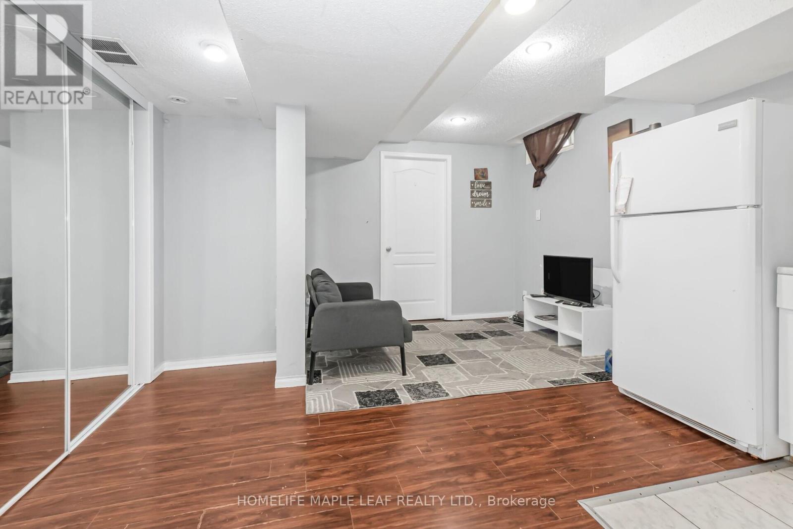 3127 Pendleton Road, Mississauga, Ontario  L5N 7C6 - Photo 26 - W12422935