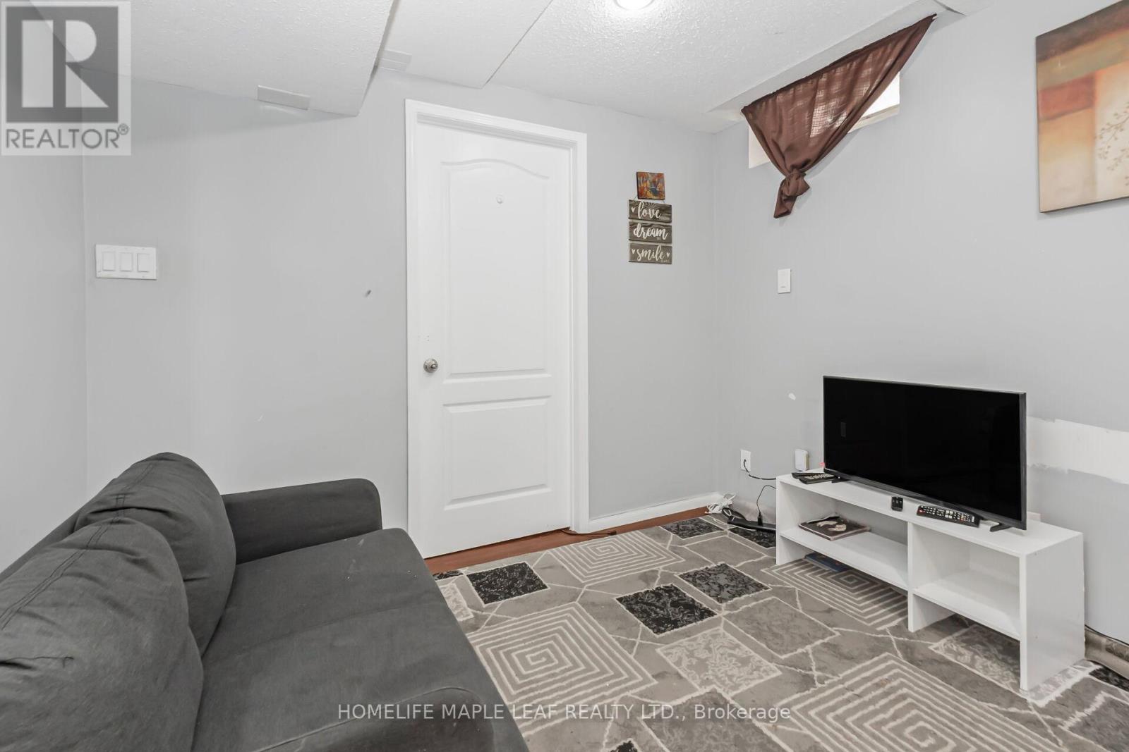 3127 Pendleton Road, Mississauga, Ontario  L5N 7C6 - Photo 27 - W12422935