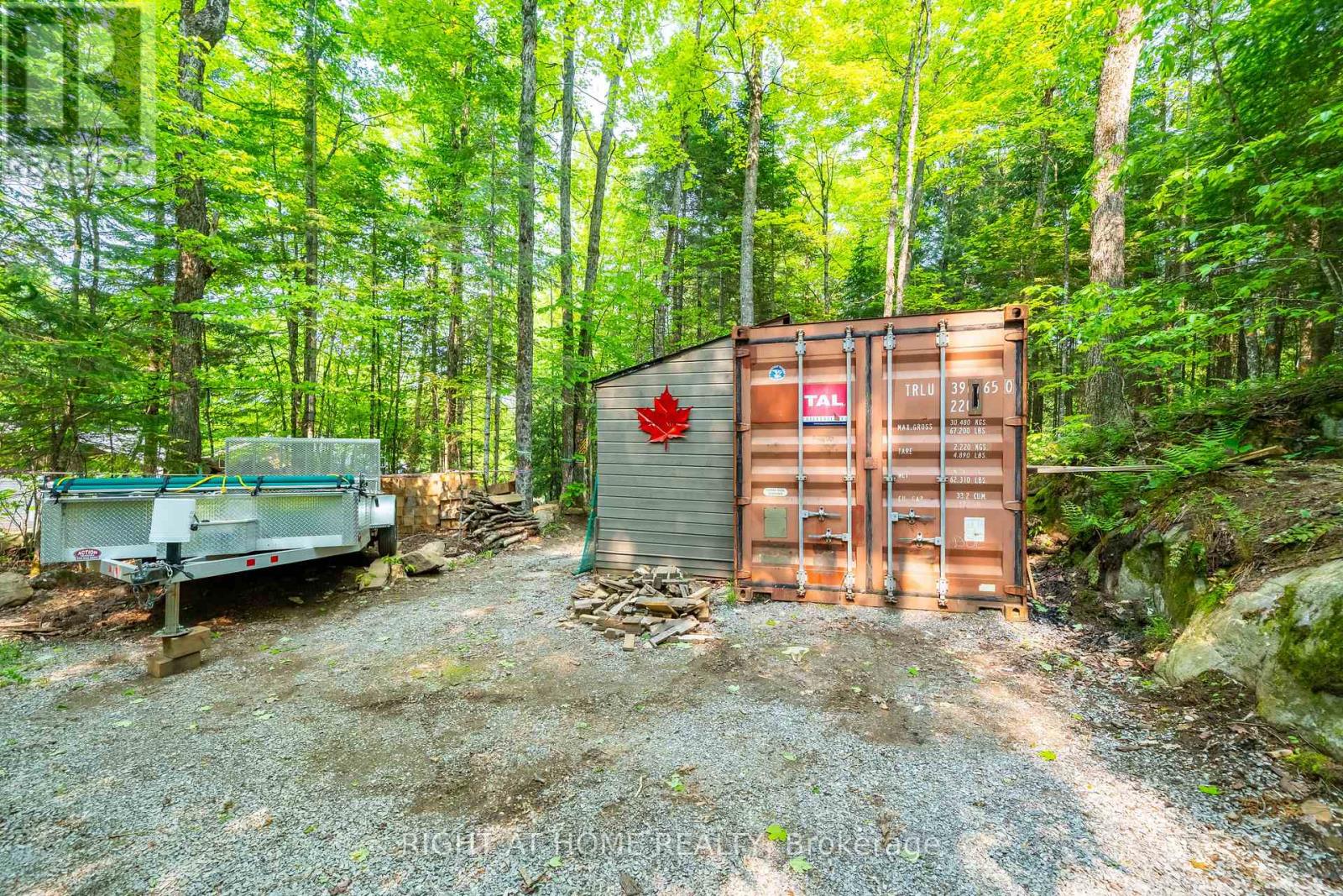 12028 Highway 118 Highway, Dysart Et Al (Guilford), Ontario  K0M 1S0 - Photo 46 - X12422903