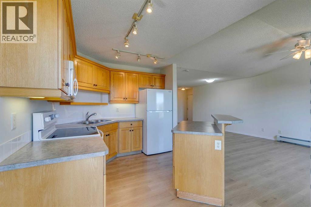 301, 7301 Valleyview Park Se, Calgary, Alberta  T2B 3R6 - Photo 12 - A2259499