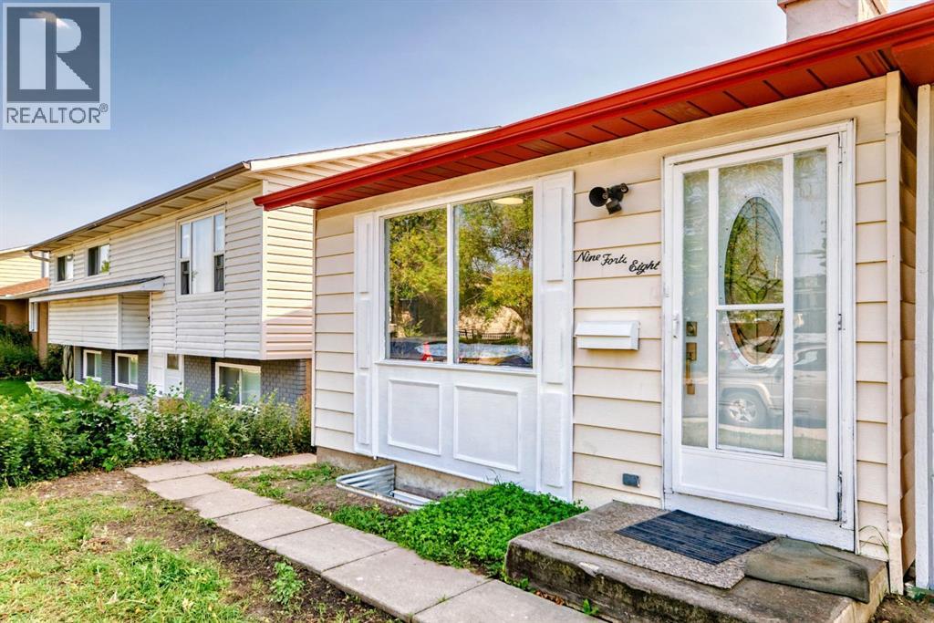948 Rundlecairn Way Ne, Calgary, Alberta  T1Y 2X2 - Photo 2 - A2257092