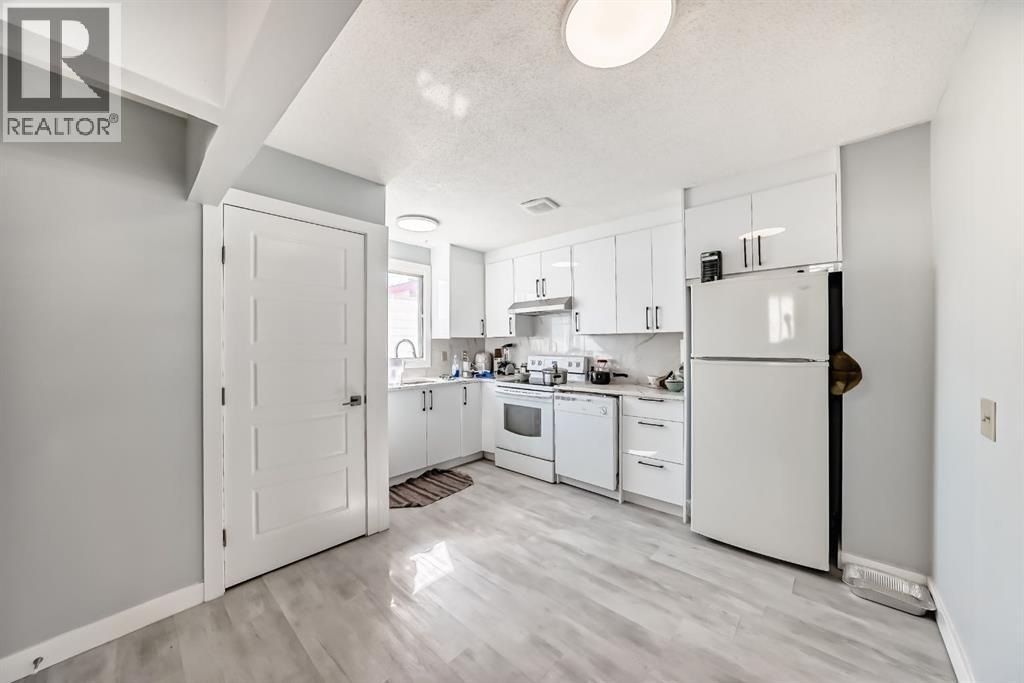 948 Rundlecairn Way Ne, Calgary, Alberta  T1Y 2X2 - Photo 8 - A2257092