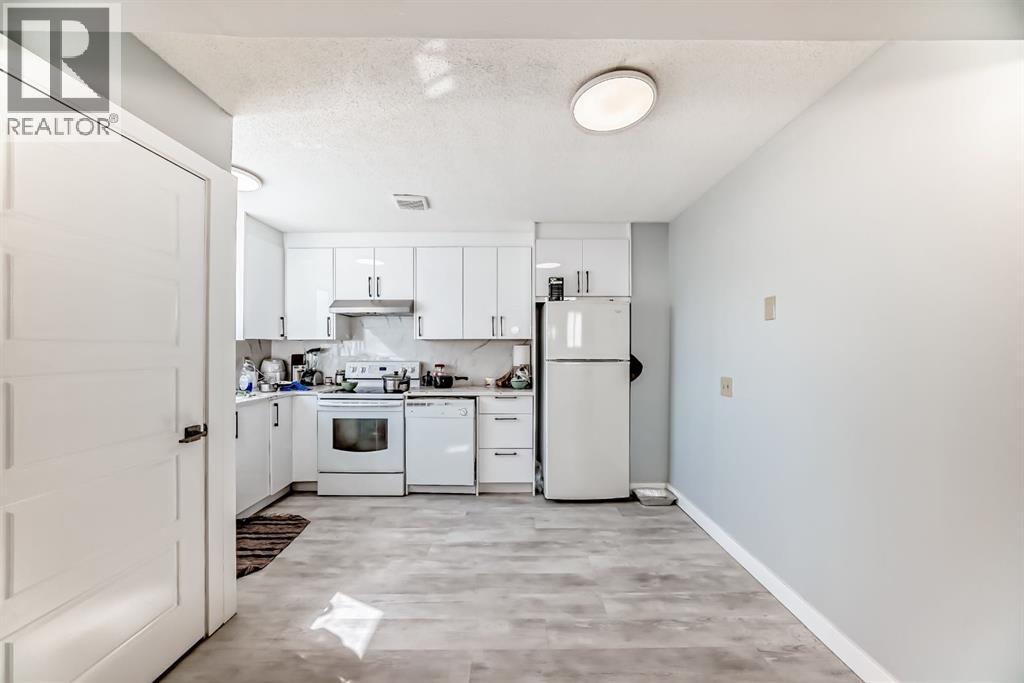 948 Rundlecairn Way Ne, Calgary, Alberta  T1Y 2X2 - Photo 11 - A2257092