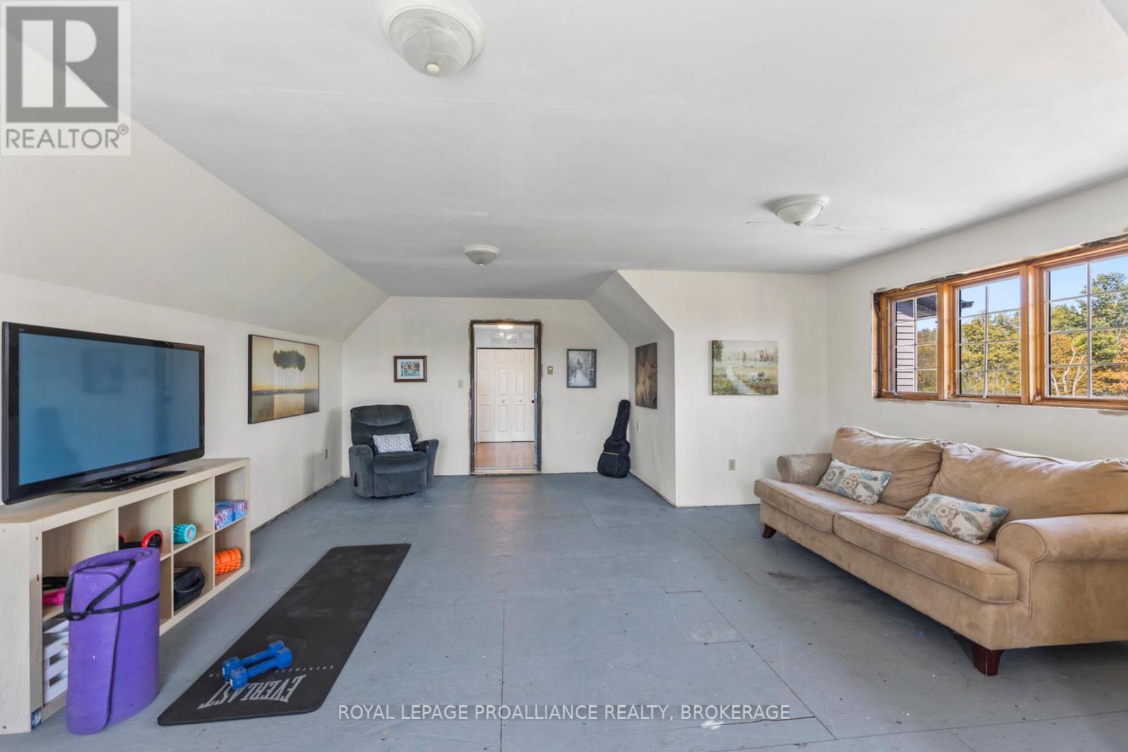 3746 Stage Coach Road, Frontenac, Ontario  K0H 1V0 - Photo 30 - X12422978