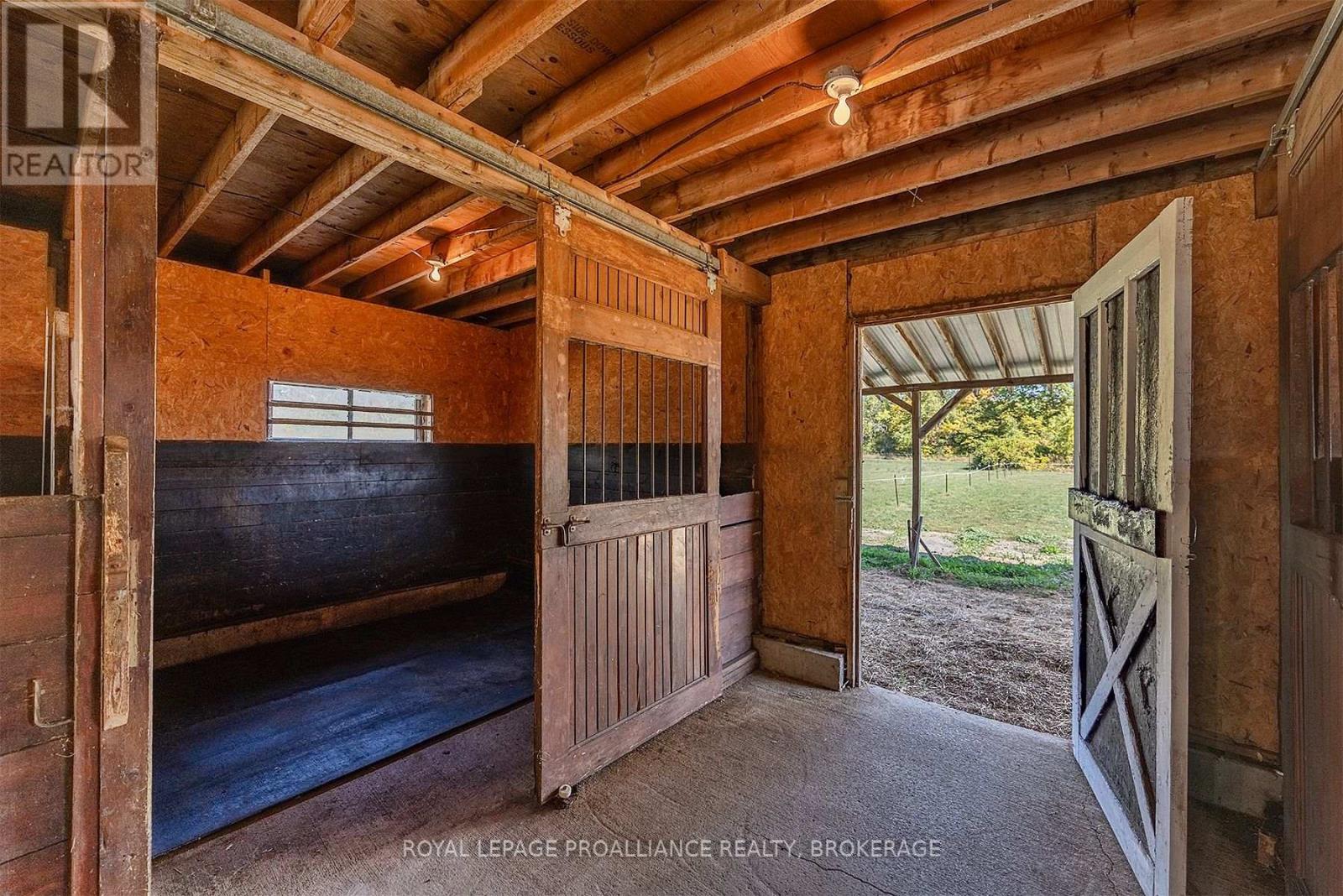 3746 Stage Coach Road, Frontenac, Ontario  K0H 1V0 - Photo 33 - X12422978