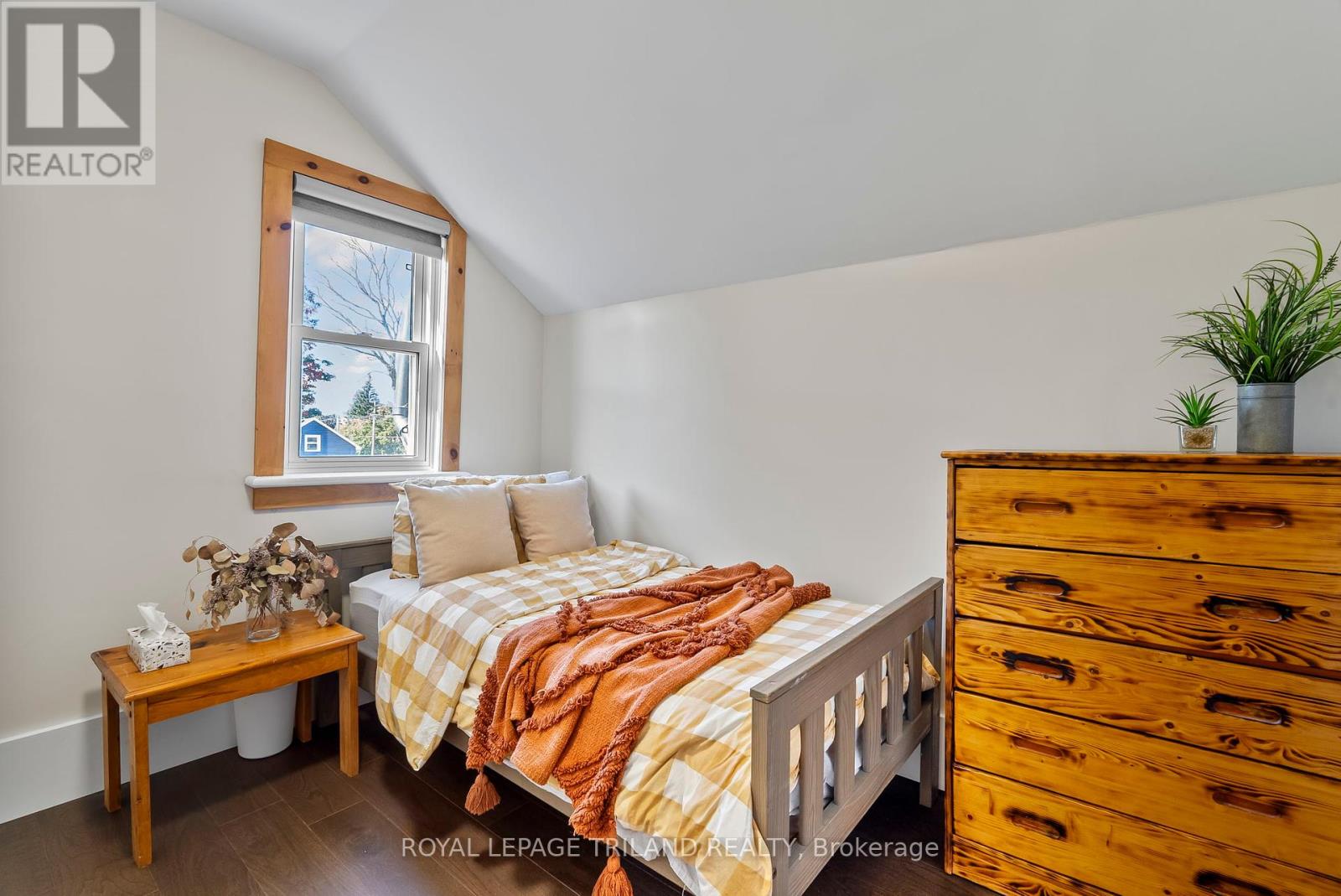 71 Huron Street, Huron-Kinloss, Ontario  N0G 2R0 - Photo 20 - X12422954