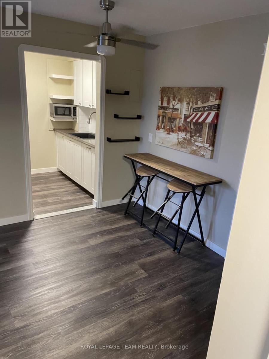 304 - 810 Kyle Court, Brockville, Ontario  K6V 6H6 - Photo 12 - X12422955