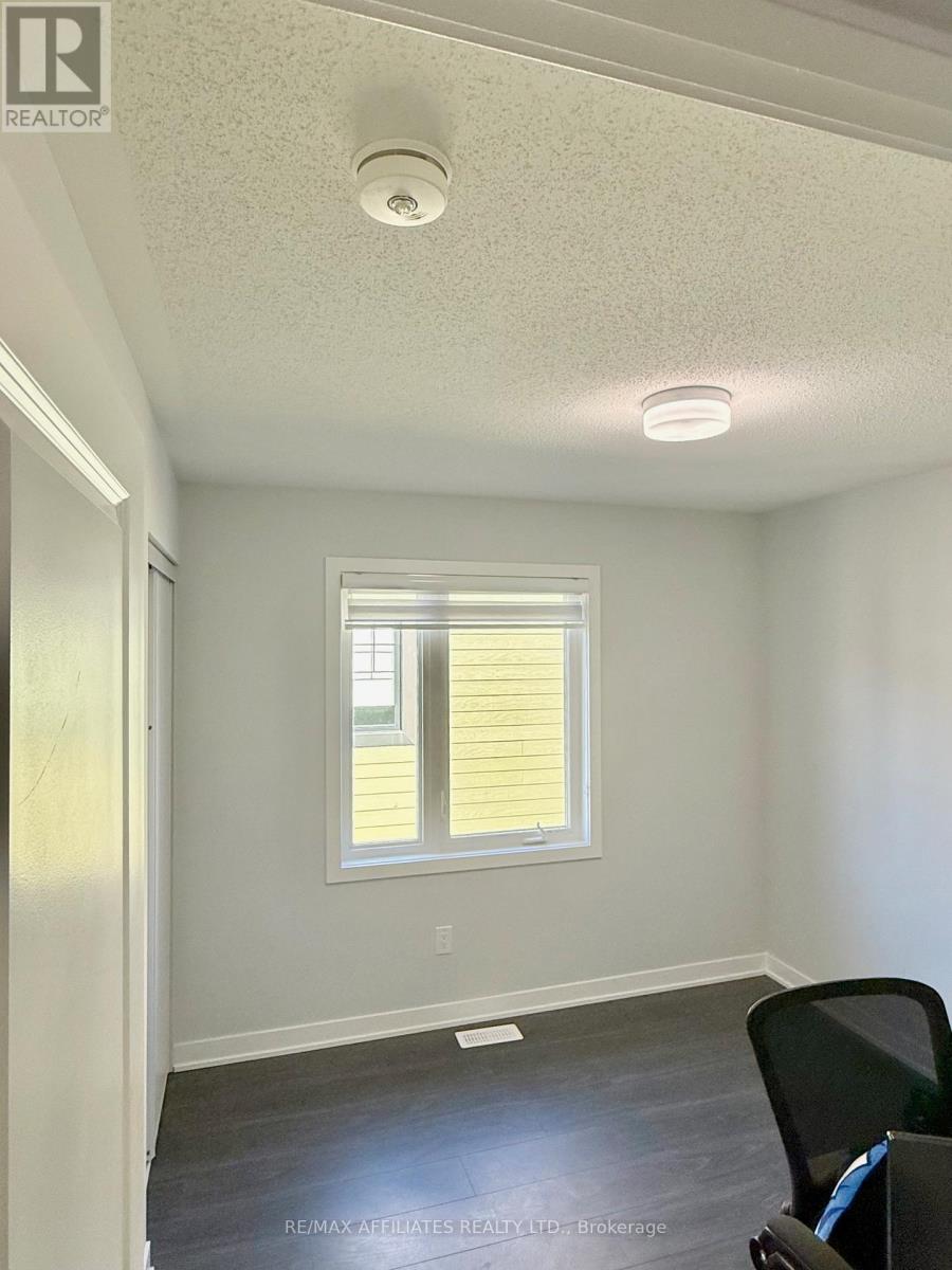 2021 Blossite Private, Ottawa, Ontario  K2J 7J5 - Photo 19 - X12422960