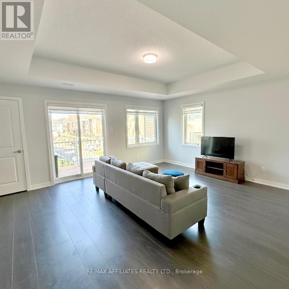 2021 Blossite Private, Ottawa, Ontario  K2J 7J5 - Photo 6 - X12422960