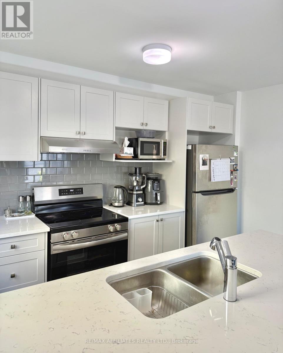 2021 Blossite Private, Ottawa, Ontario  K2J 7J5 - Photo 8 - X12422960