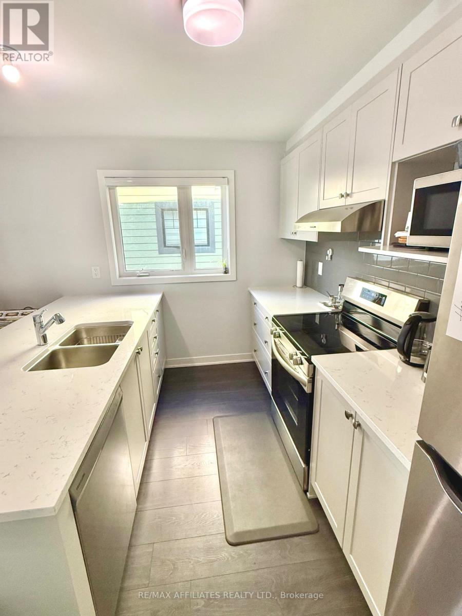 2021 Blossite Private, Ottawa, Ontario  K2J 7J5 - Photo 9 - X12422960