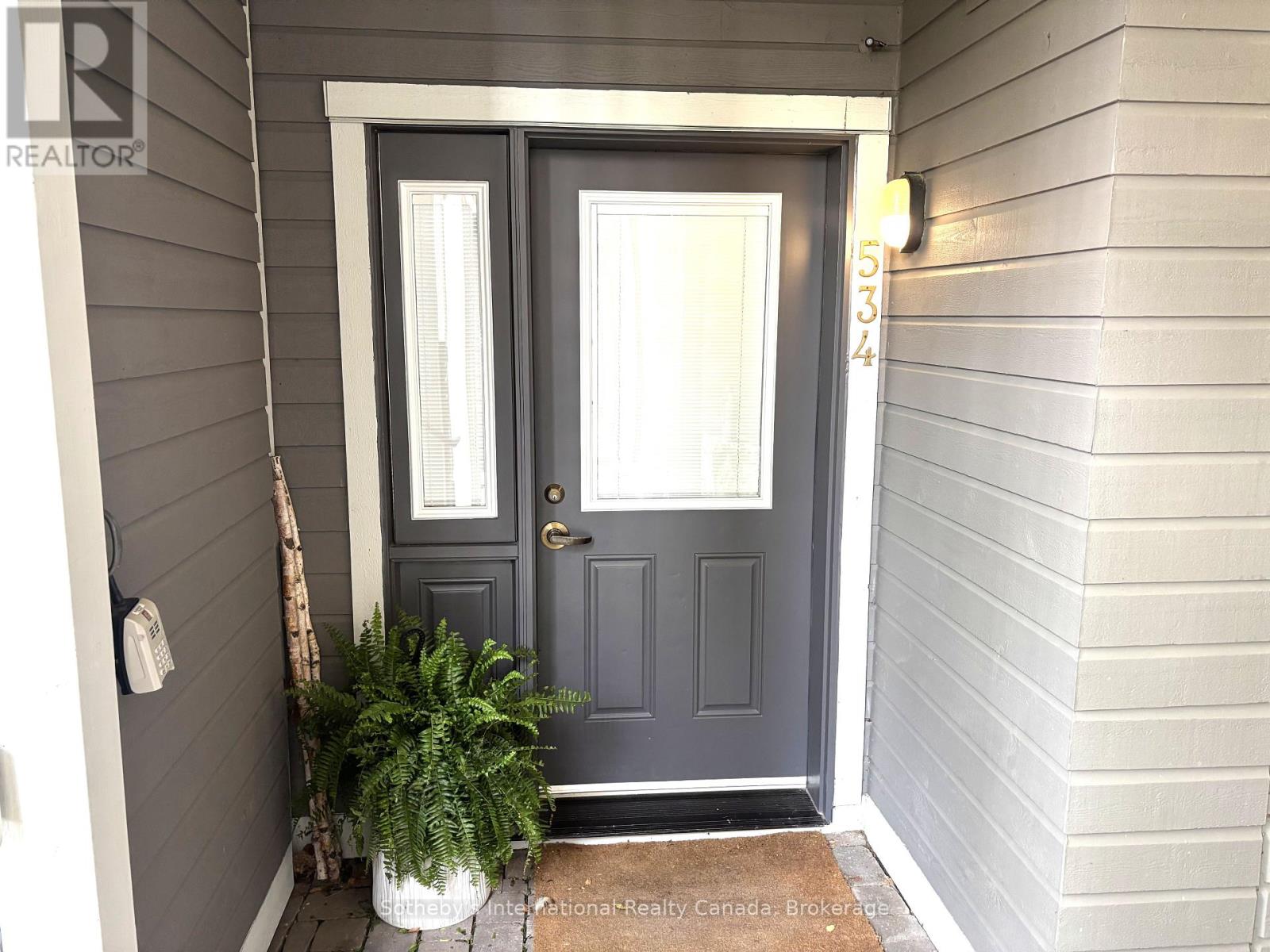 534 Mariners Way, Collingwood, Ontario  L9Y 5C7 - Photo 2 - S12422961