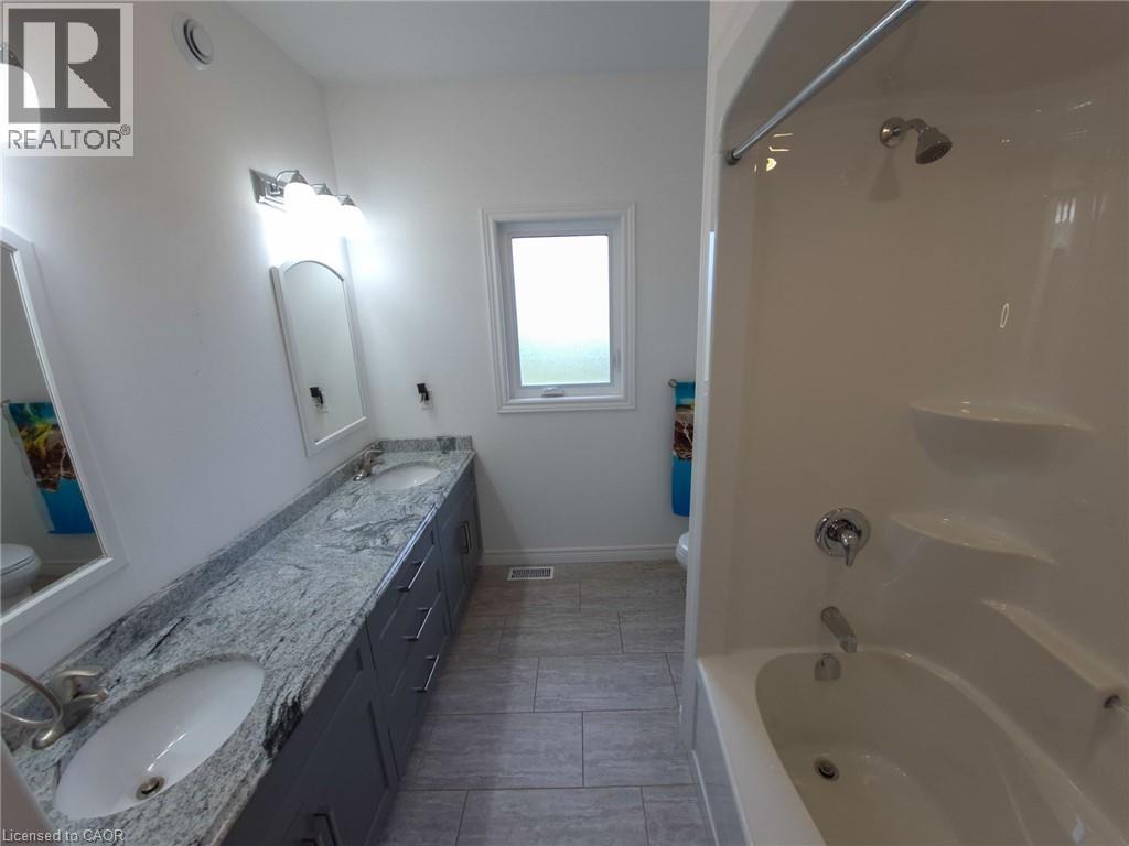 1 Phillips Court, Dunnville, Ontario  N1A 2W2 - Photo 24 - 40773055